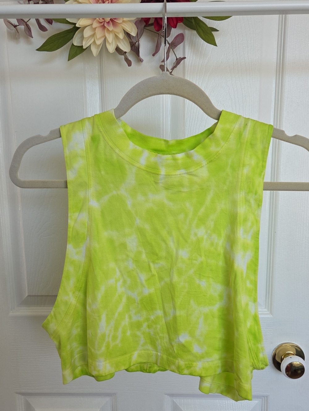 lululemon athletica Neon Lime Tie-Dye Sleeveless Crop Tank